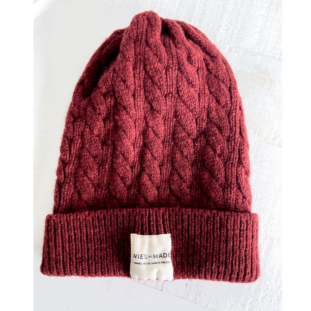 WIES-MADE Wool Beanie in Pomegranate - O/S